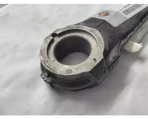 INTERNATIONAL 5900I Steering or Suspension Parts, Misc.