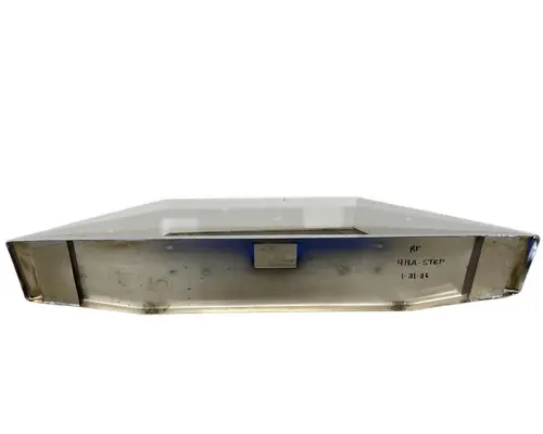 INTERNATIONAL 5900 Bumper Assembly, Front