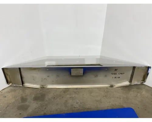INTERNATIONAL 5900 Bumper Assembly, Front
