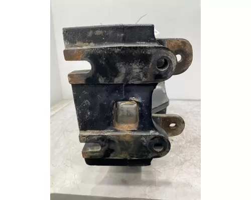 INTERNATIONAL 5900 Frame Horn