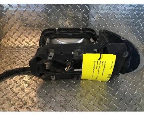 INTERNATIONAL 5900 Headlamp Assembly