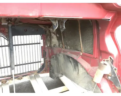 INTERNATIONAL 5900i Hood