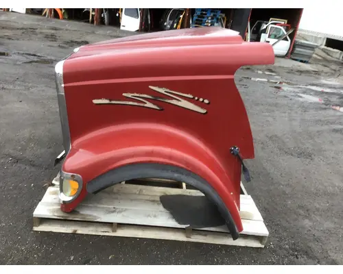 INTERNATIONAL 5900i Hood