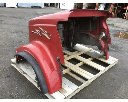 INTERNATIONAL 5900i Hood