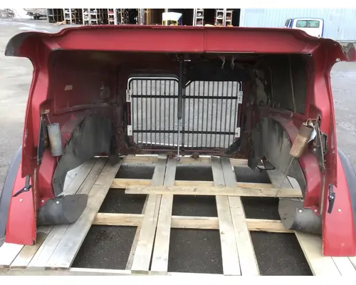 INTERNATIONAL 5900i Hood