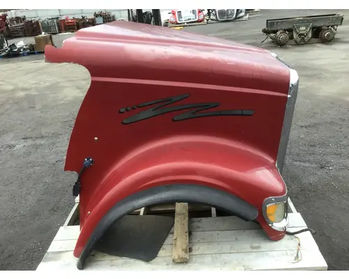 INTERNATIONAL 5900i Hood