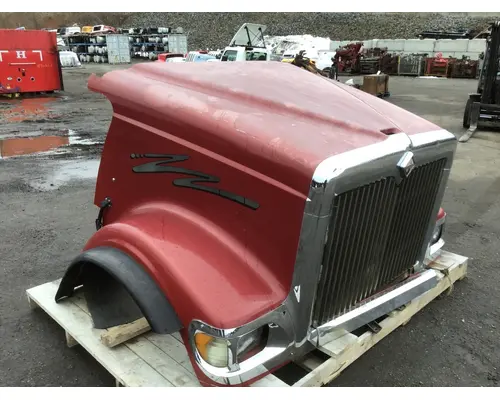 INTERNATIONAL 5900i Hood