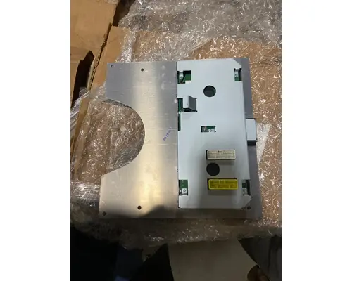 INTERNATIONAL 5900i Instrument Cluster