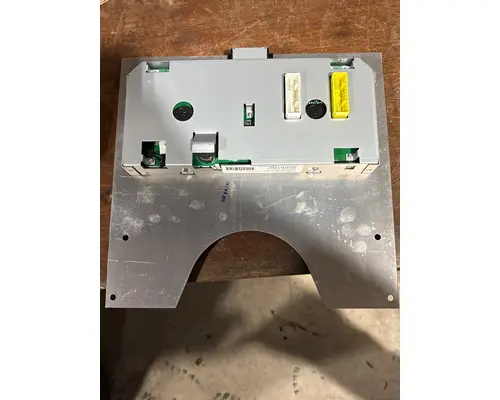 INTERNATIONAL 5900i Instrument Cluster