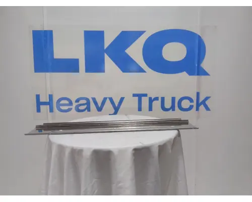 INTERNATIONAL 5900i Side Fairing