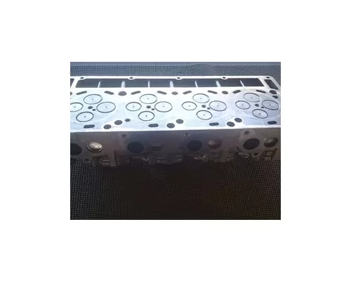 INTERNATIONAL 6.0 Cylinder Head