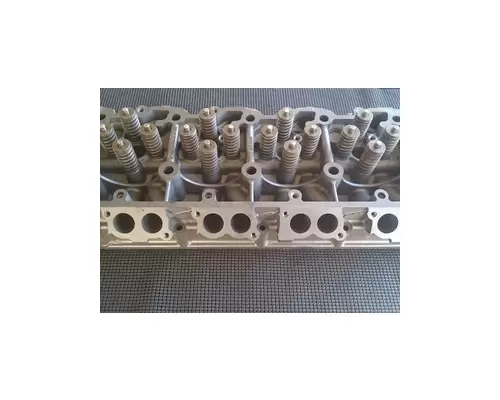 INTERNATIONAL 6.0 Cylinder Head