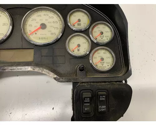 INTERNATIONAL 6112232C92 Instrument Cluster