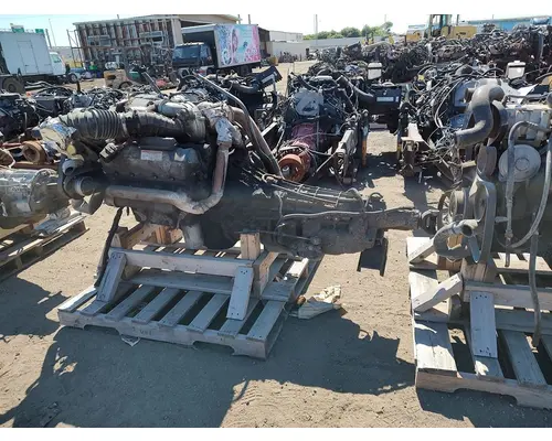 INTERNATIONAL 7.3 DIESEL Engine Assembly