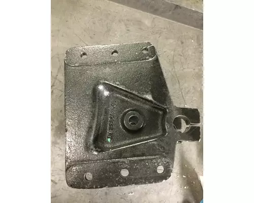 INTERNATIONAL 7100 Brackets, Misc.