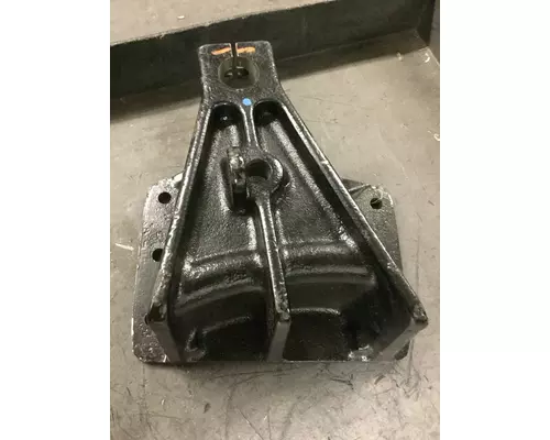 INTERNATIONAL 7100 Brackets, Misc.