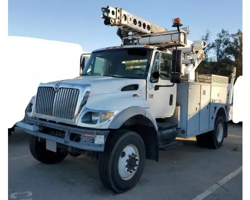 INTERNATIONAL 7300 4x4 Vehicle For Sale