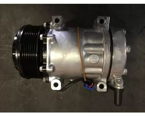 INTERNATIONAL 7300 Air Conditioner Compressor