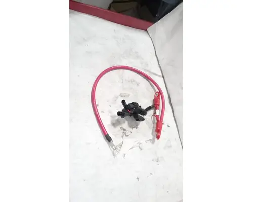 INTERNATIONAL 7300 Battery