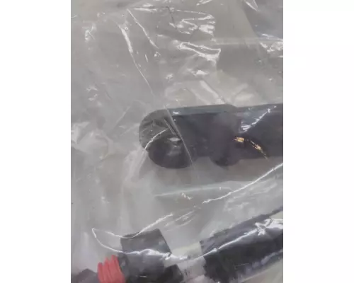 INTERNATIONAL 7300 Battery