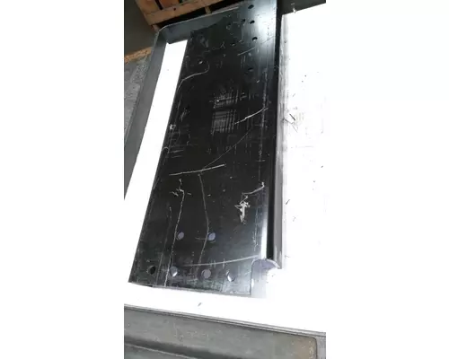 INTERNATIONAL 7300 Body Parts, Misc.