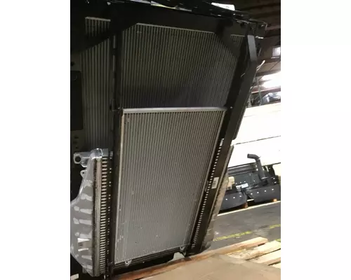 INTERNATIONAL 7300 Cooling Assy. (Rad., Cond., ATAAC)