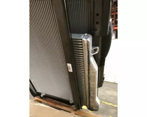 INTERNATIONAL 7300 Cooling Assy. (Rad., Cond., ATAAC)