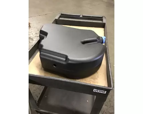 INTERNATIONAL 7300 DEF Tank