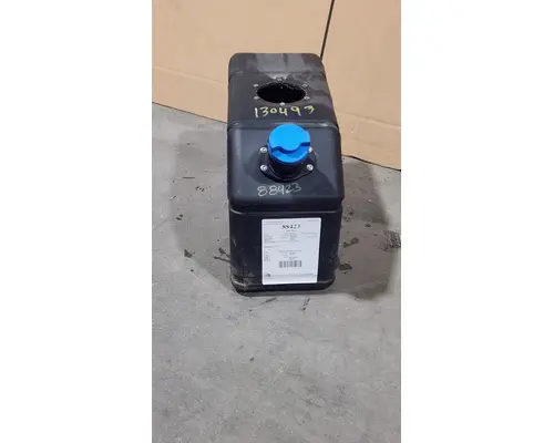 INTERNATIONAL 7300 DEF Tank