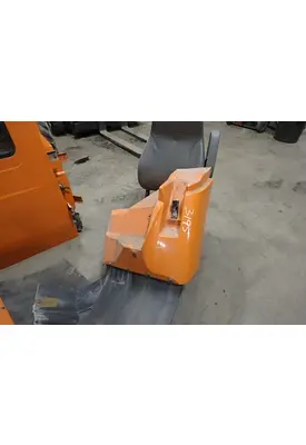 INTERNATIONAL 7300 Fender Extension