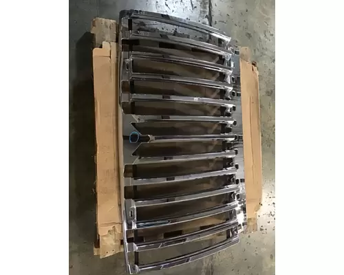 INTERNATIONAL 7300 Grille