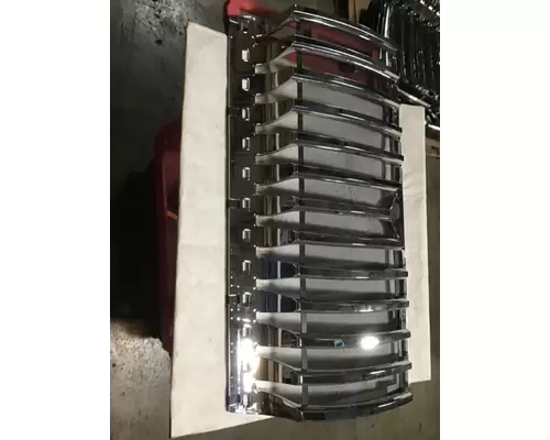 INTERNATIONAL 7300 Grille