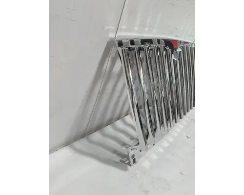 INTERNATIONAL 7300 Grille