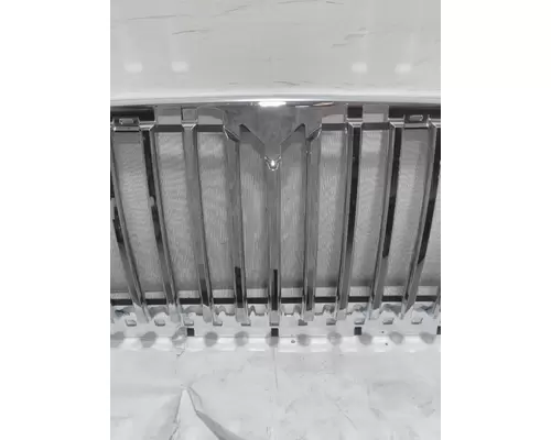 INTERNATIONAL 7300 Grille