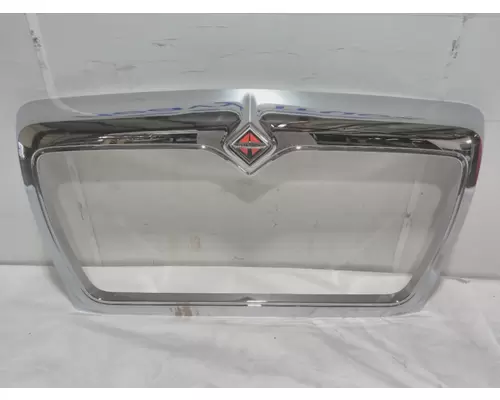INTERNATIONAL 7300 Grille