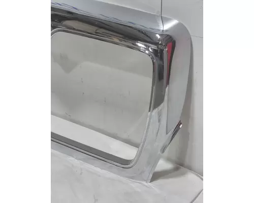 INTERNATIONAL 7300 Grille