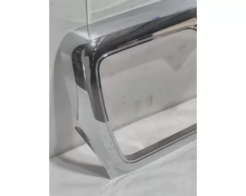 INTERNATIONAL 7300 Grille