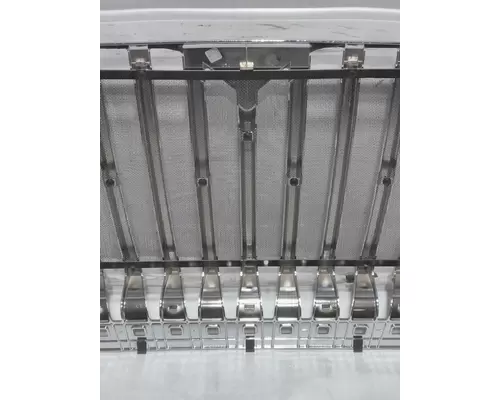 INTERNATIONAL 7300 Grille