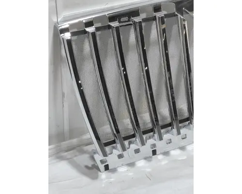 INTERNATIONAL 7300 Grille