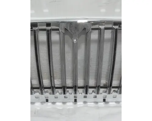 INTERNATIONAL 7300 Grille