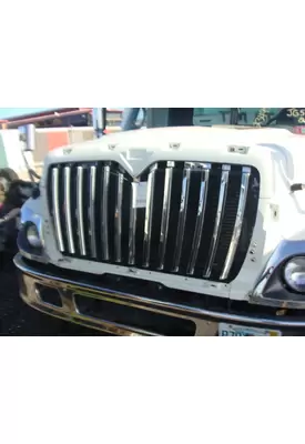 INTERNATIONAL 7300 Grille