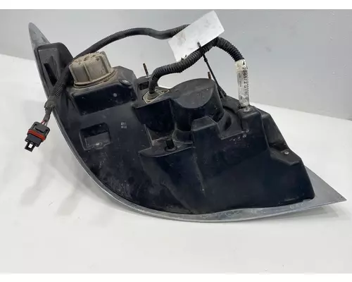 INTERNATIONAL 7300 Headlamp Assembly
