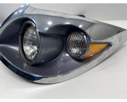 INTERNATIONAL 7300 Headlight