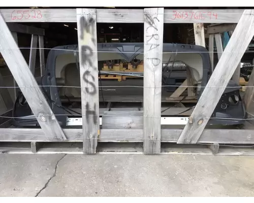 INTERNATIONAL 7300 Hood