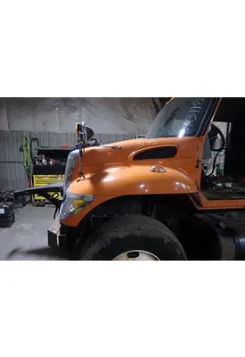 INTERNATIONAL 7300 Hood