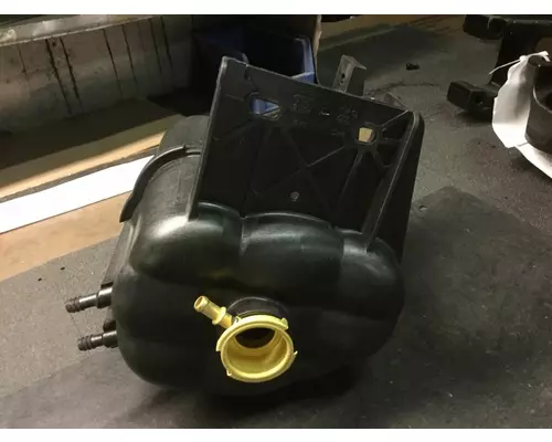 INTERNATIONAL 7300 Radiator Overflow Bottle