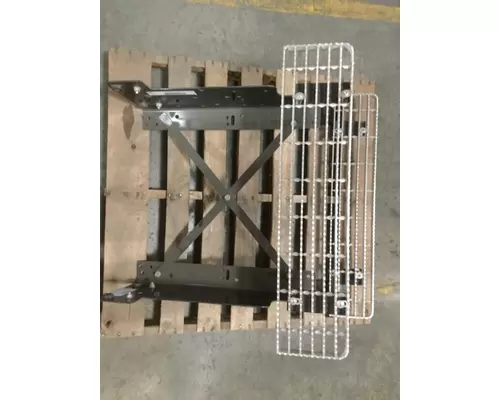 INTERNATIONAL 7300 Step