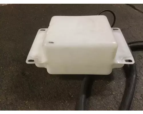 INTERNATIONAL 7300 Windshield Washer Reservoir