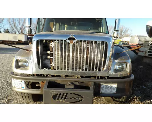 INTERNATIONAL 7400 2002-2008 HOOD