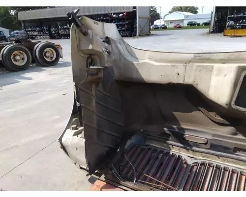 INTERNATIONAL 7400 2002-2008 HOOD
